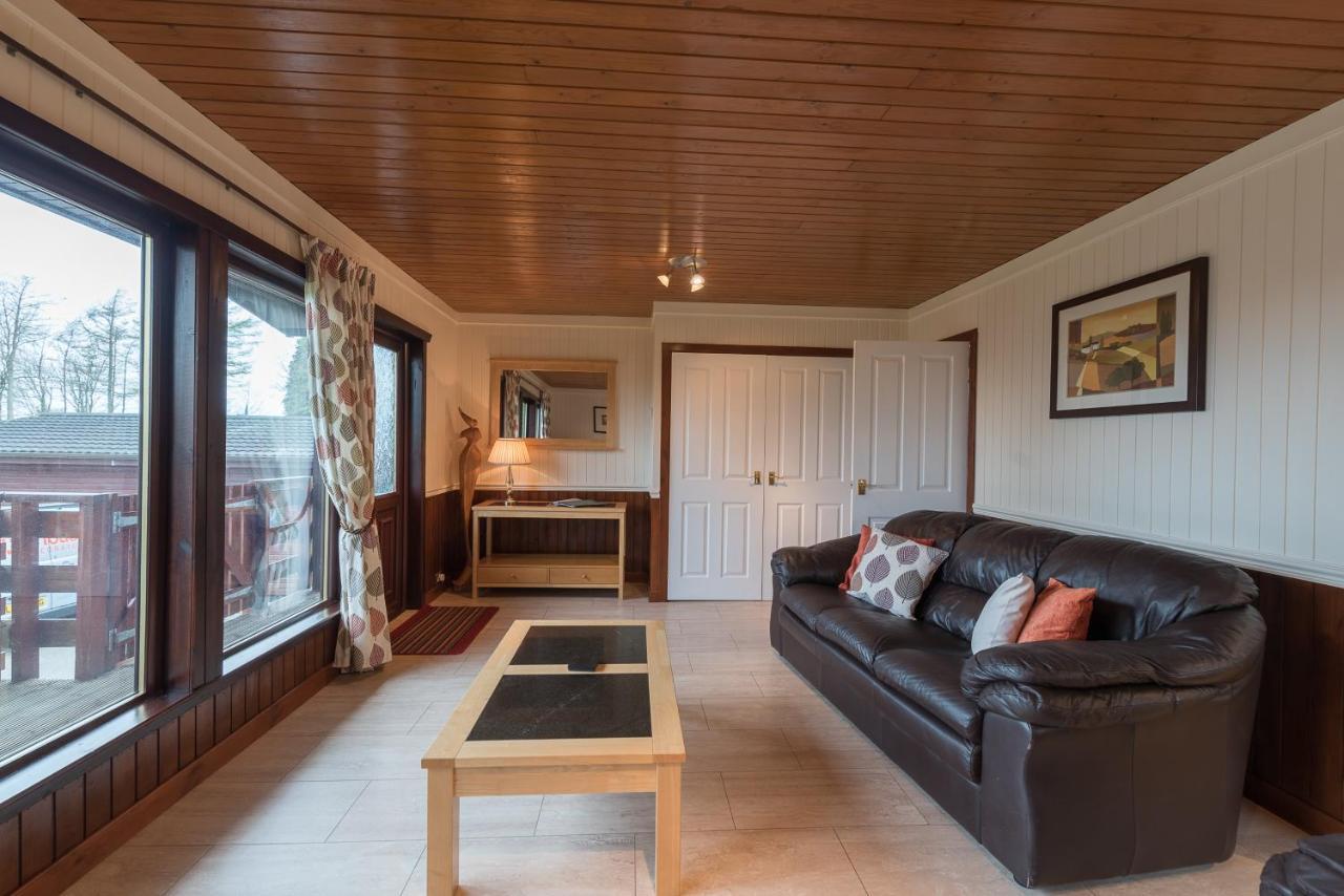Conifer Lodge 25 With Hot Tub Newton Stewart Minnigaff Екстер'єр фото