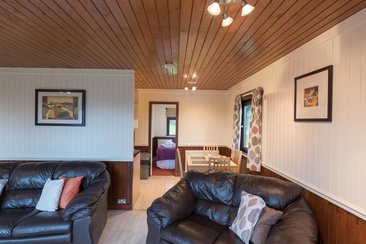 Conifer Lodge 25 With Hot Tub Newton Stewart Minnigaff Екстер'єр фото